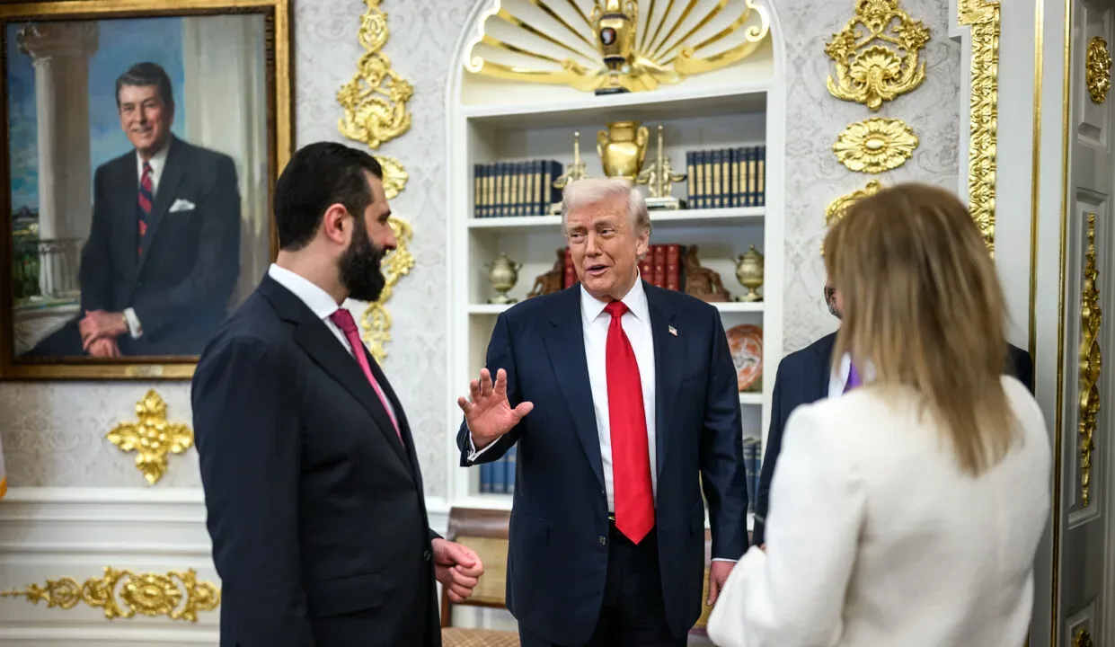 Ahmed al-Sharaa with U.S. President Donald Trump at the White House