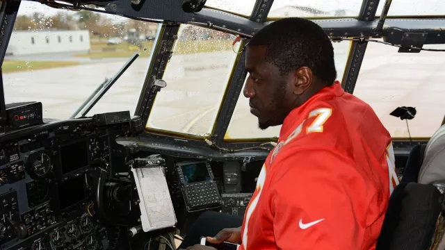 Allen Bailey 2015