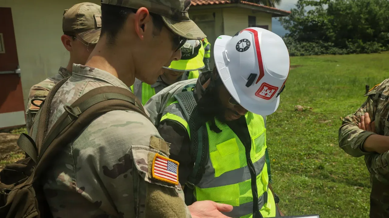 Army Corps of Engineers Visits Base Aeronaval Cristobal Colon