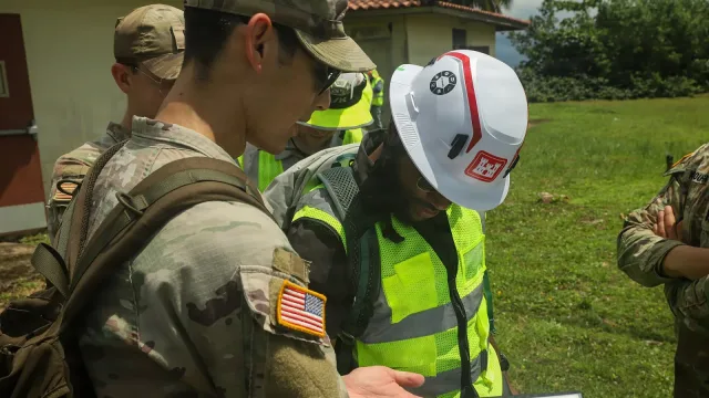 Army Corps of Engineers Visits Base Aeronaval Cristobal Colon