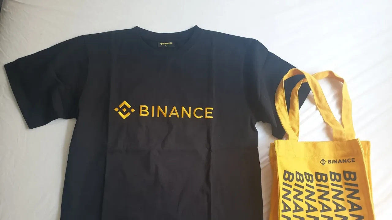 Binance t-shirt and bag.