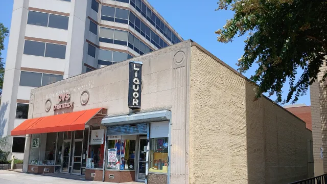 CVS Pharmacy and liquor store in Foggy Bottom
