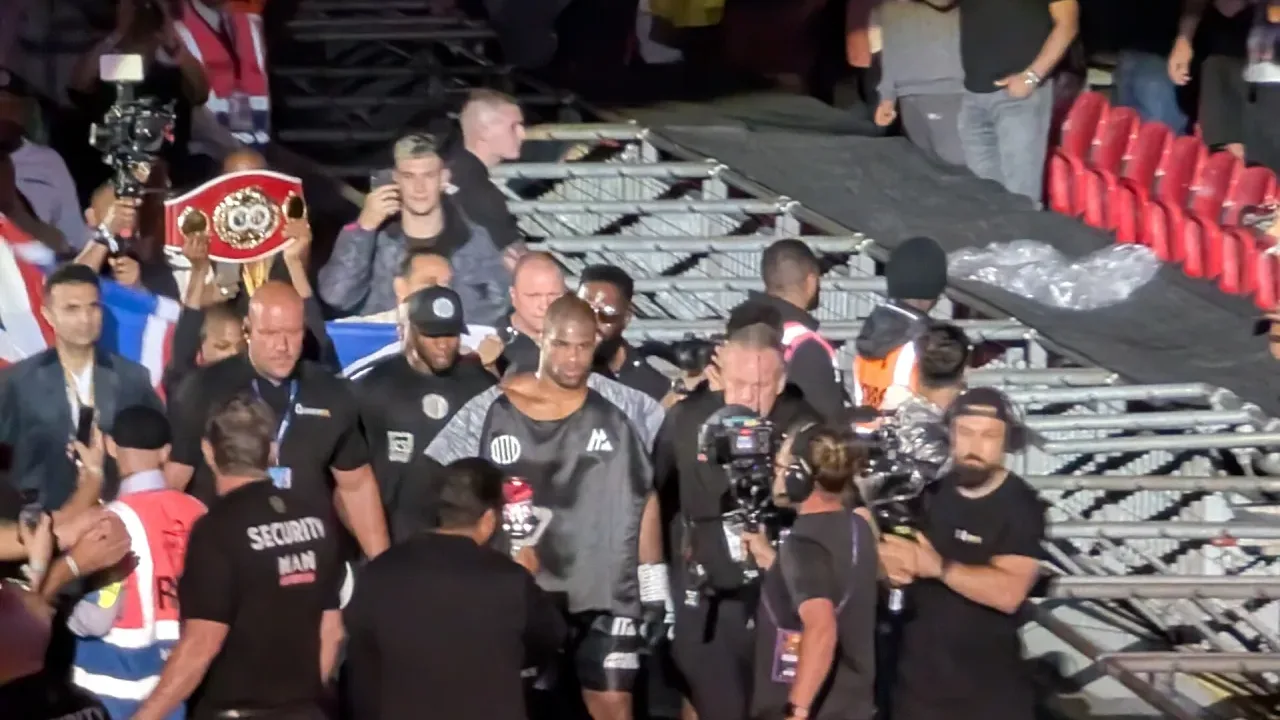 Daniel Dubois walking out in Wembley to fight Usyk