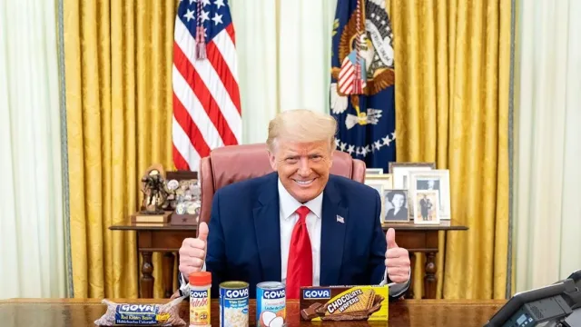 Donald J. Trump with Goya products on the Resolute Desk in the White House