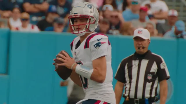 New England Patriots quarterback, Drake Maye, playing against the Tennessee Titans at Nissan Stadium on November 3, 2024.