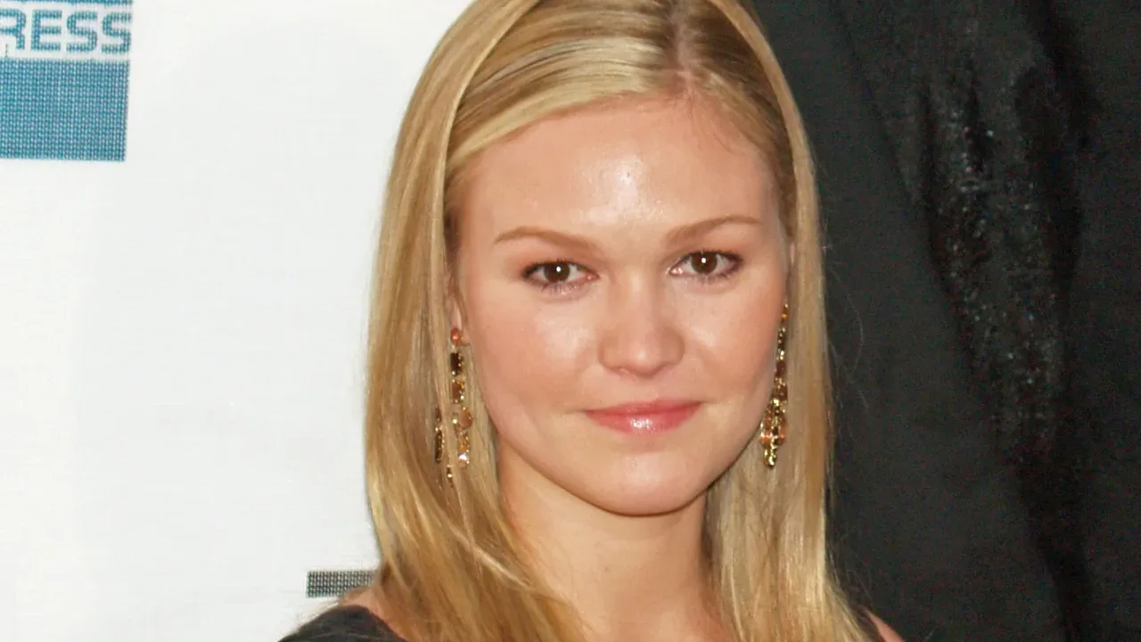 Julia Stiles