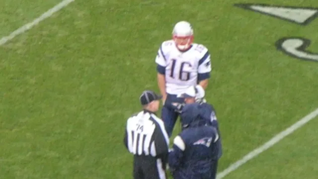 Matt Cassel & Bill Belichick at New England at Oakland 12-14-08