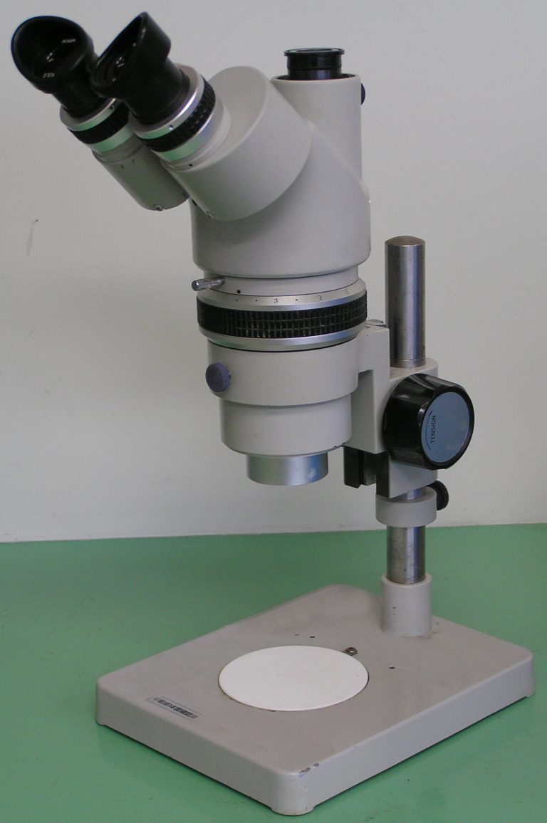 typical optical stereo microscope for academic use in 1980-1990s,Nikon SMZ-10