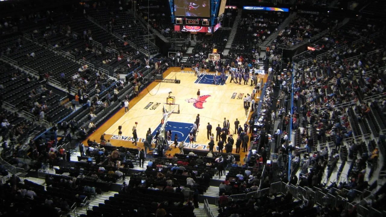 Philips Arena in Atlanta in basketball setup