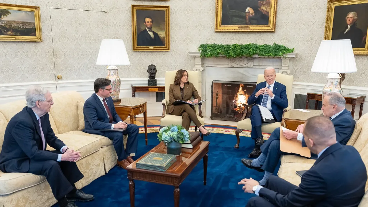President Joe Biden and Vice President Kamala Harris meet with Leader Chuck Schumer, Leader Mitch McConnell, Speaker Mike Jo…