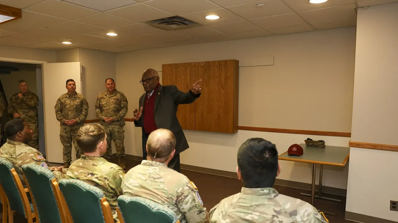 South Carolina Congressman Jim Clyburn speaks to South Carolina National Guardsmen Supporting the 60th Presidential Inaugura…