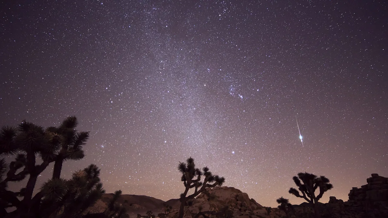 Taurid Meteor Shower - Joshua Tree, California - 6 Nov. 2015