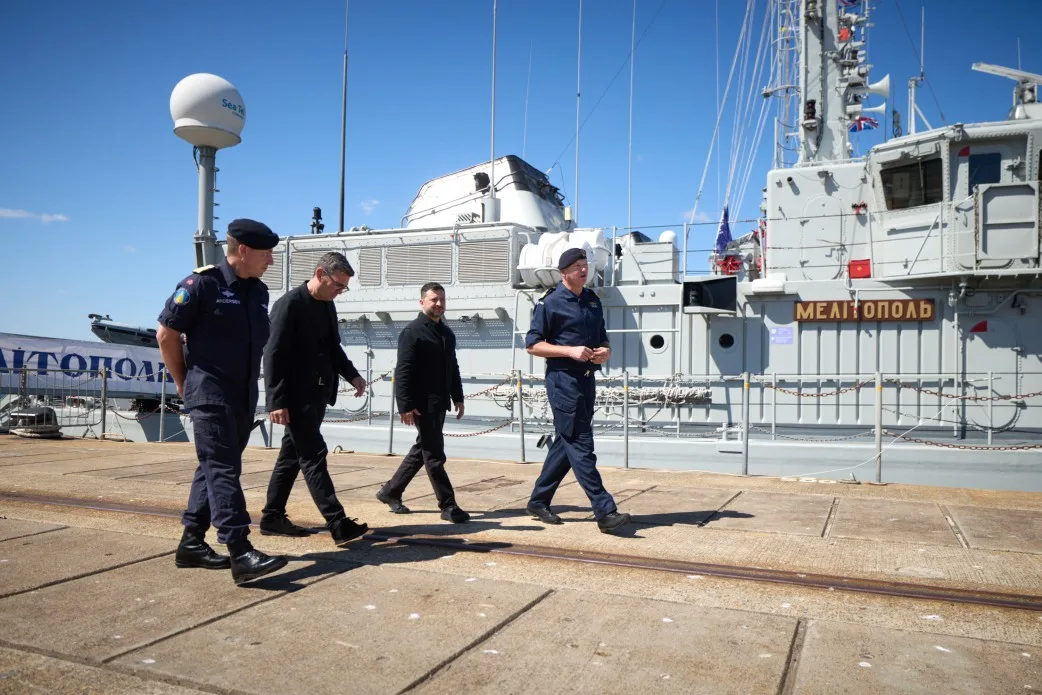 Volodymyr zelenskyy and andy burnham ship
